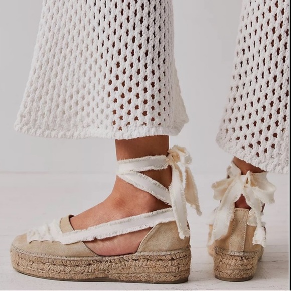 Free People Shoes - Free People Beige espadrille wedge sandals with cream ankle ties